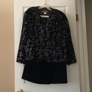 Brand new Maggie McNaughton skirt set